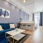D58 - Grand Boulevard Royal Apartment - Best Location By Bqa